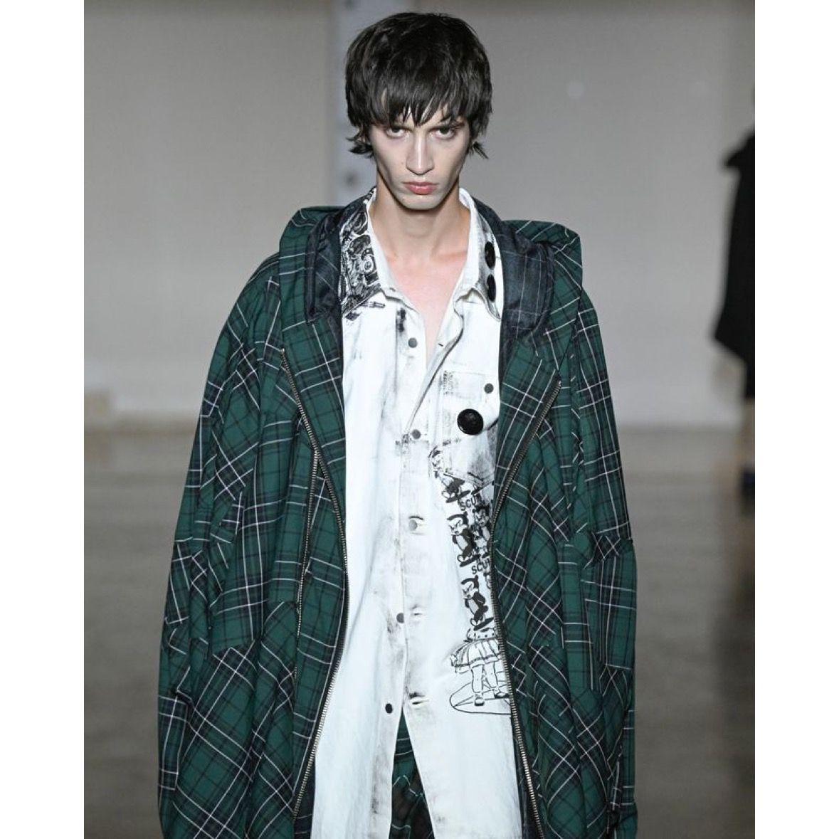 【残り一点】Paper Bonding Rubber Coating Denim Shirt