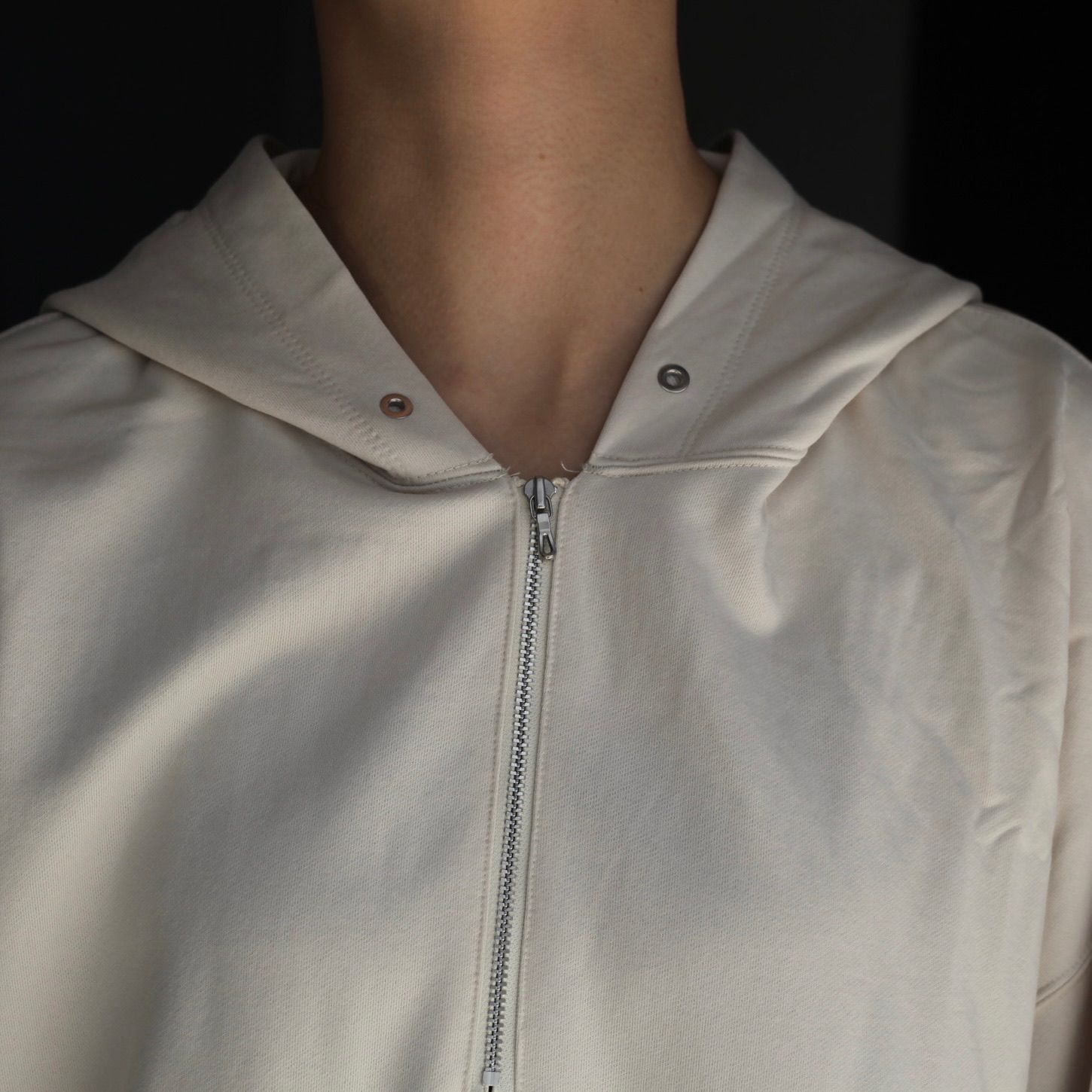 【残り一点】28G Cupro Half Zip Hoodie