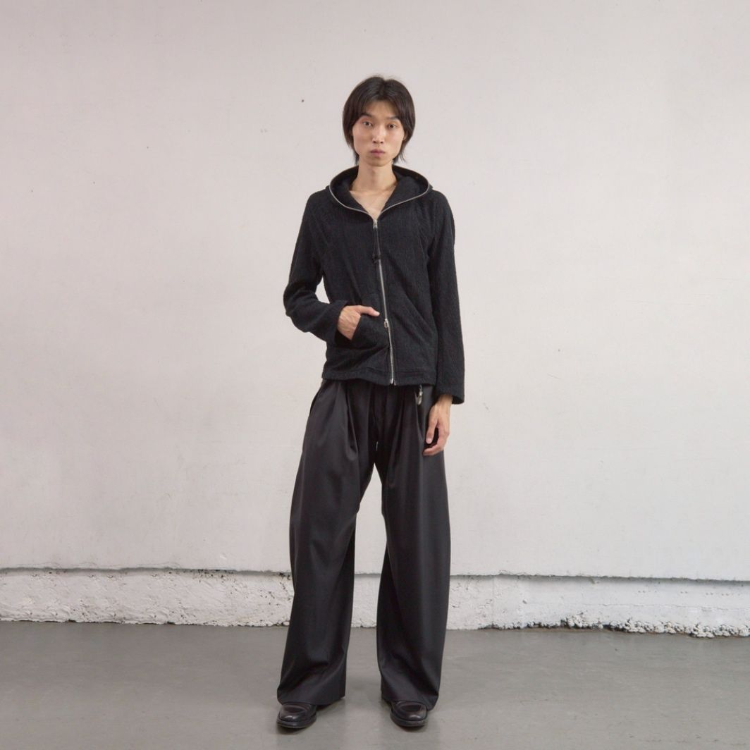 【残り一点】2Tucked Curved Leg Trousers