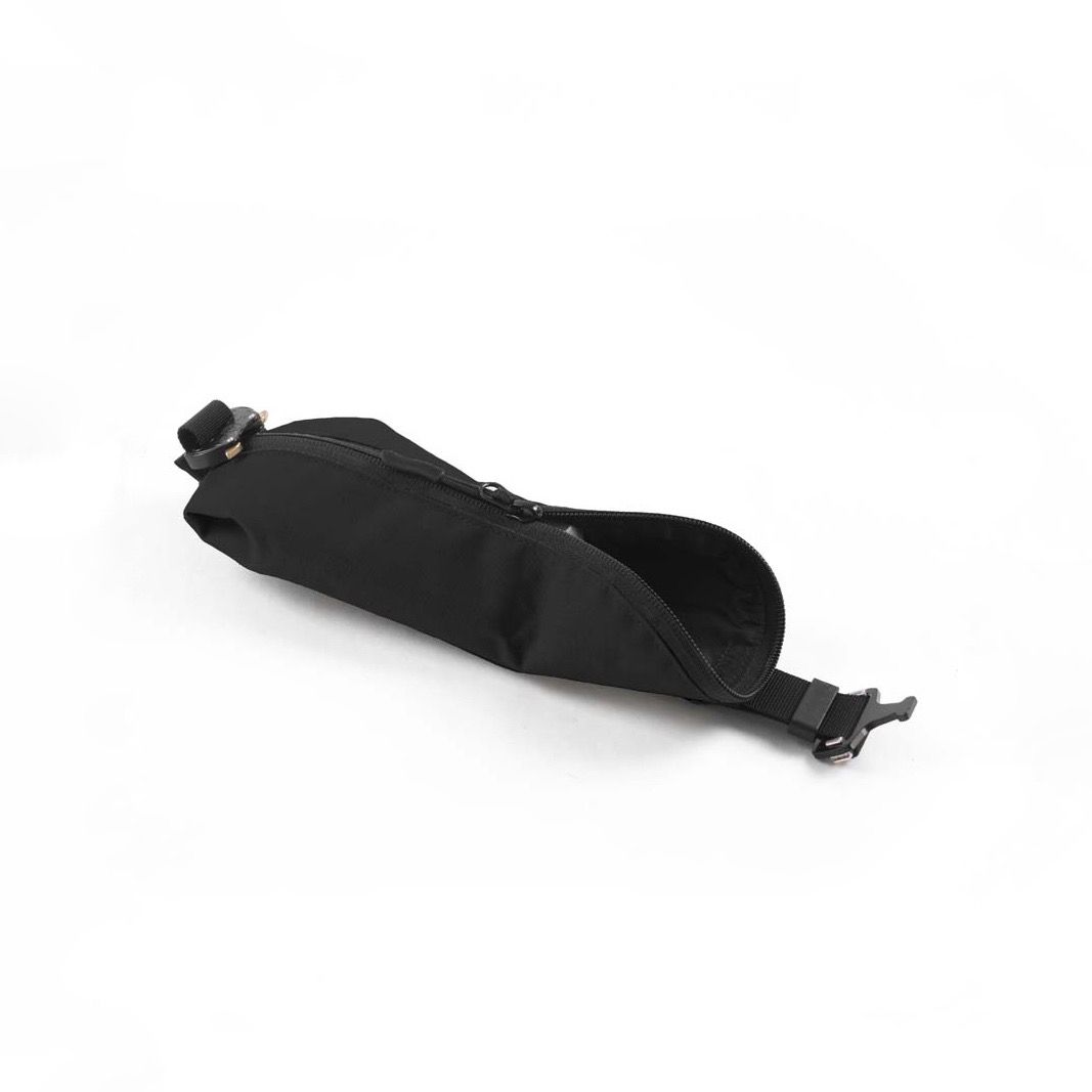 【再販売通知受付可能】Cable Pouch(BLACK×BLACK)