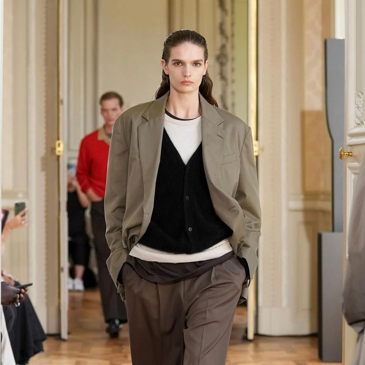 【残り一点】Racoon Knit Cardigan