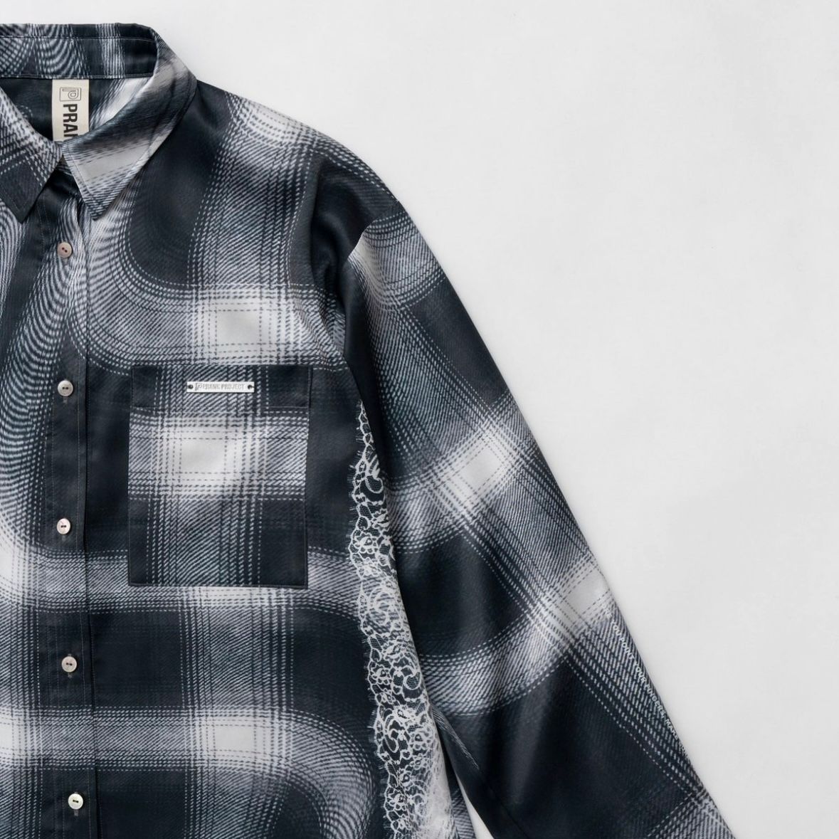 【残り一点】Ombre Check Lace Print Shirt