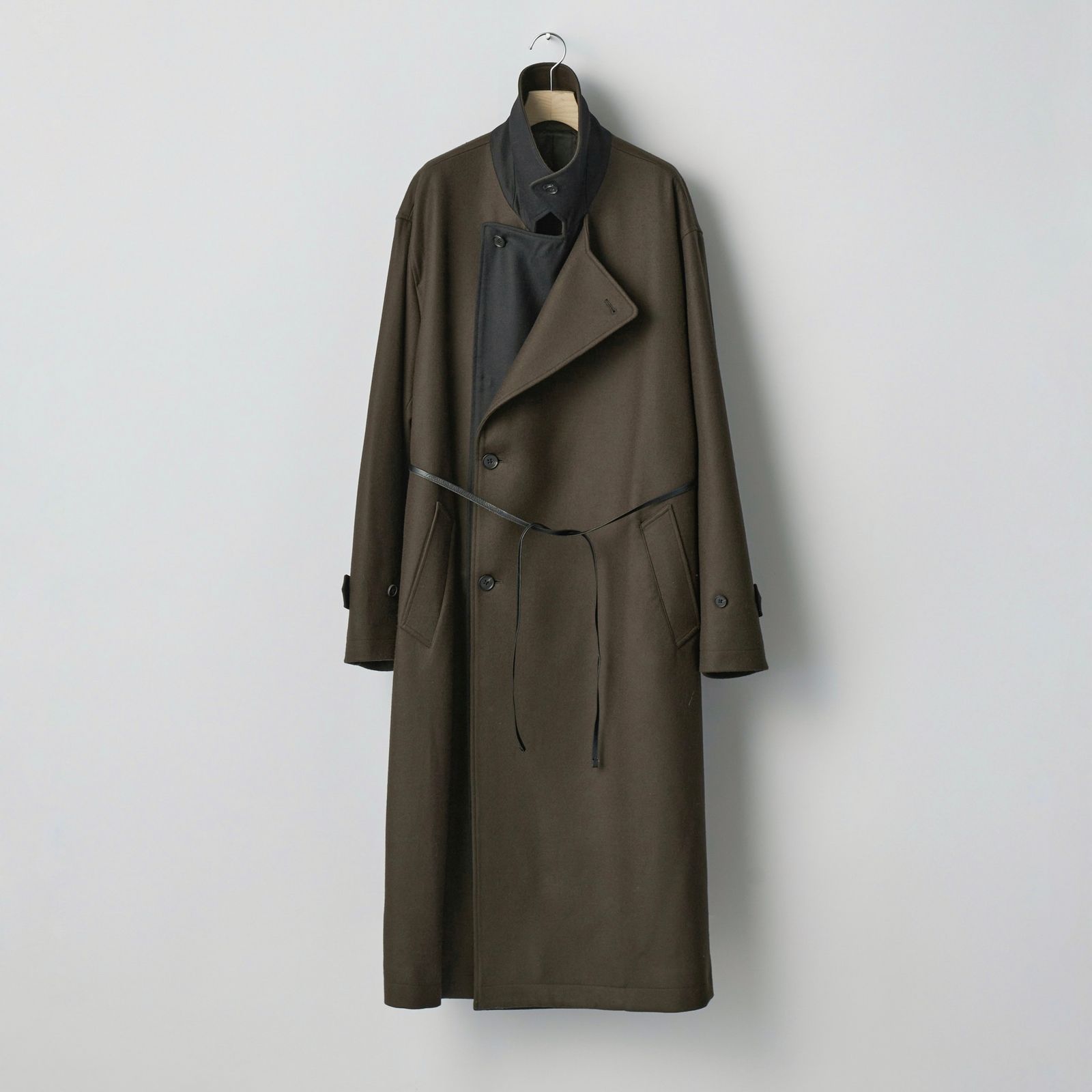 【残りわずか】Double Lapeled Double Breasted Coat