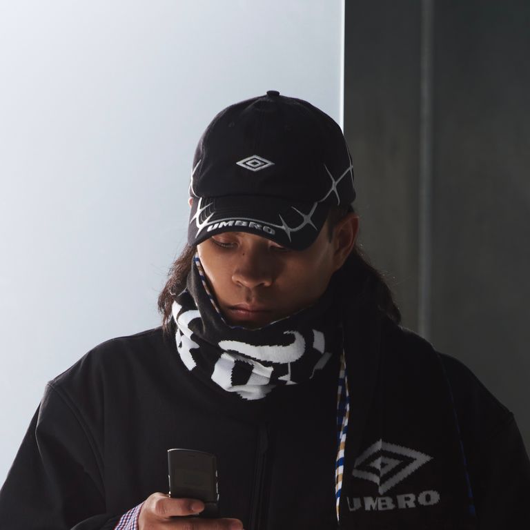 UMBRO - 【再販売通知受付可能】Spines Cap | ACRMTSM ONLINE STORE