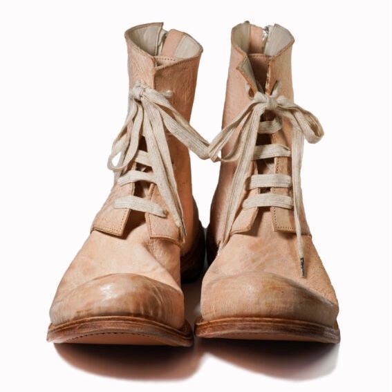 レザー種類 : CORDOVAN SPLIT(NATURAL)
※商品ページ画像のレザー及び、仕様はサンプルとしてご覧ください。