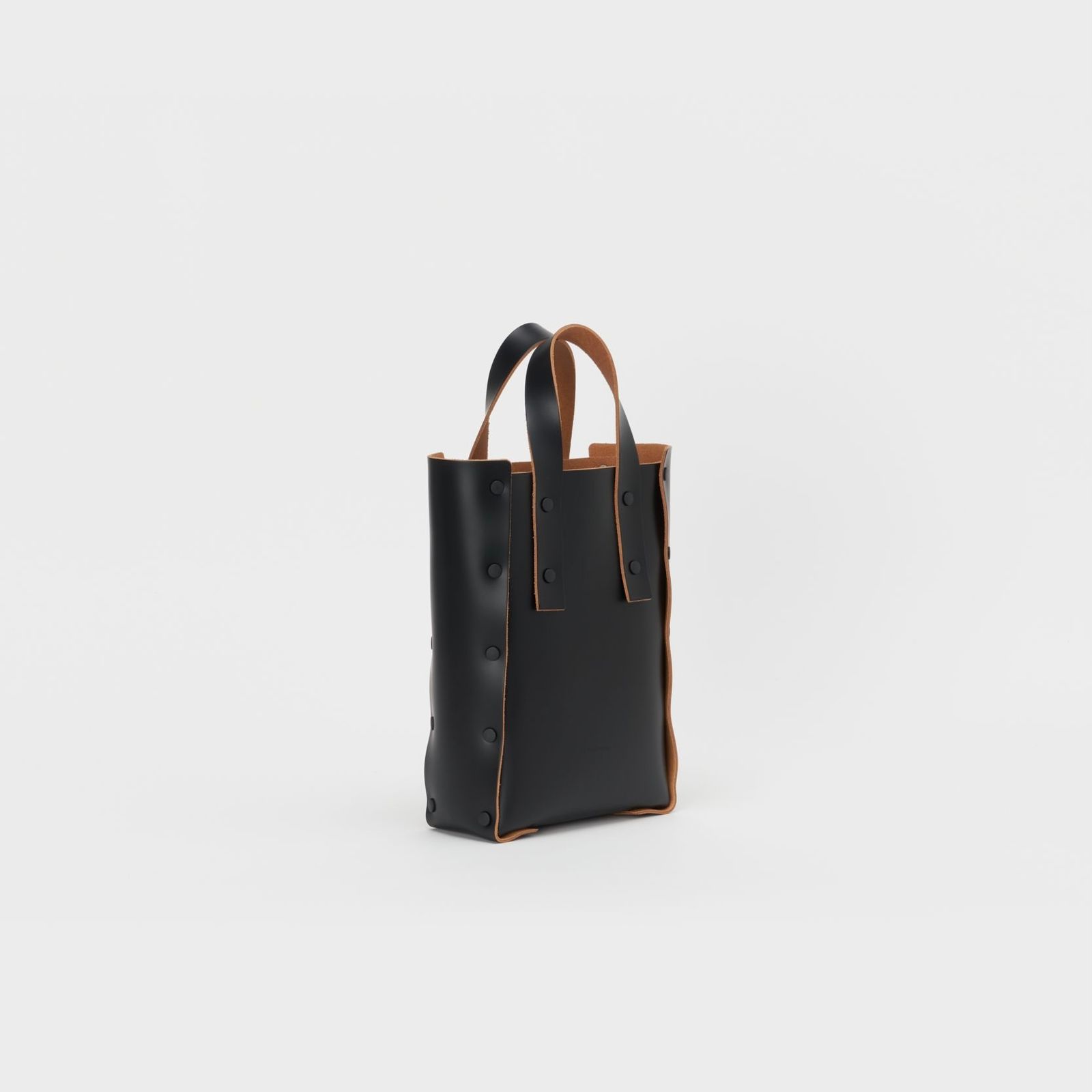 Hender Scheme ハンドバッグ　トートバッグ　レザー　アッセンブル　黒 期間限定ポイント5倍キャンペーン中!!] 新品 エンダースキーマ