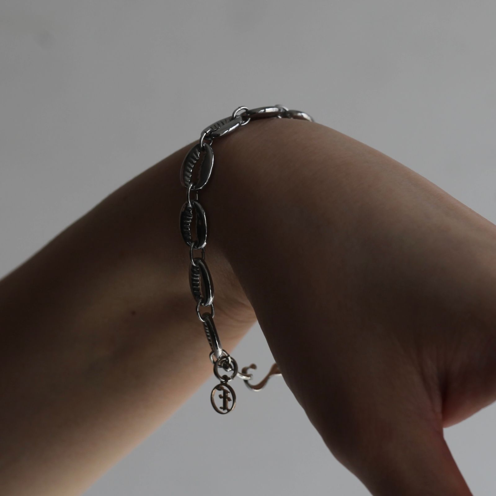 【残りわずか】Shell Bracelet