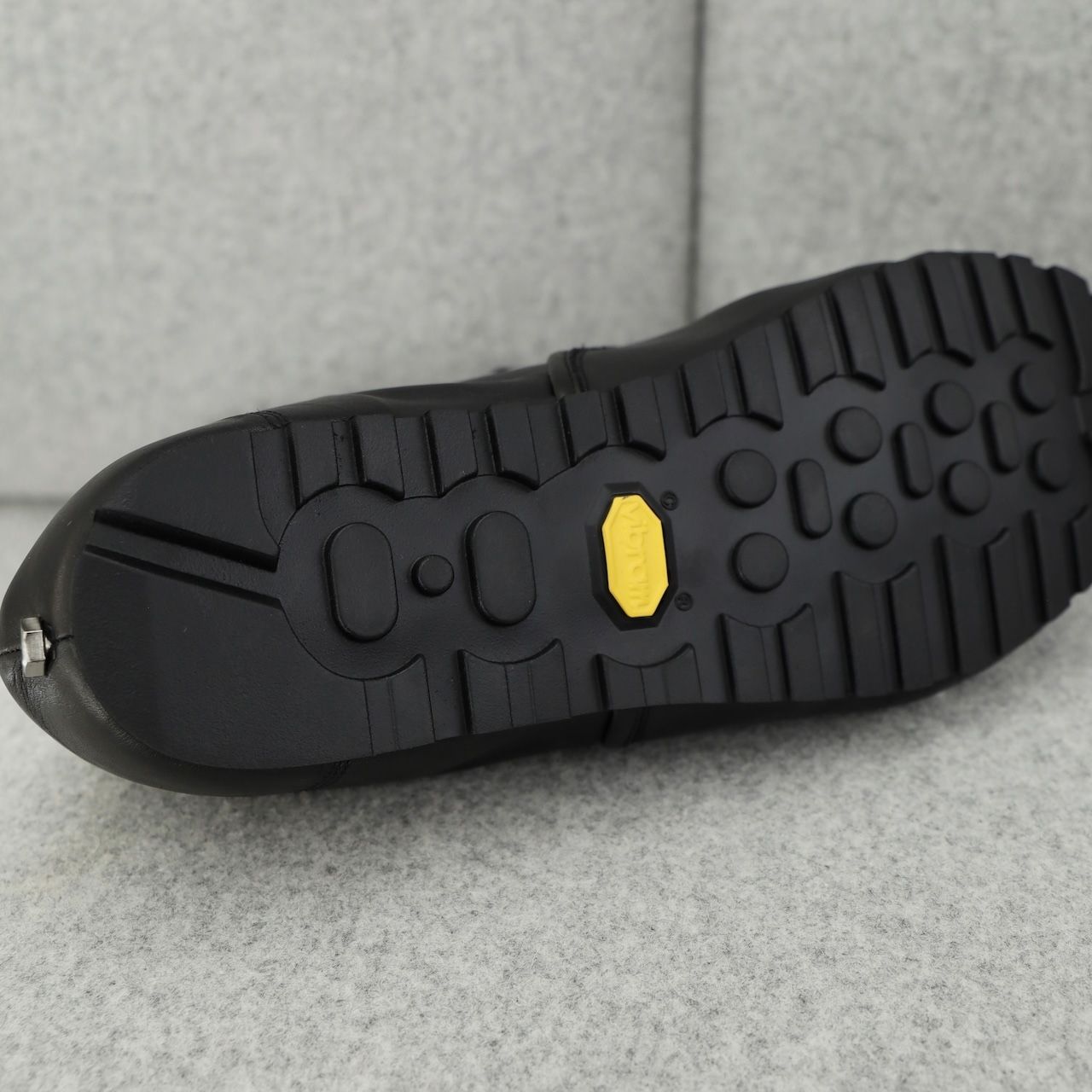 【残りわずか】Office Trainers