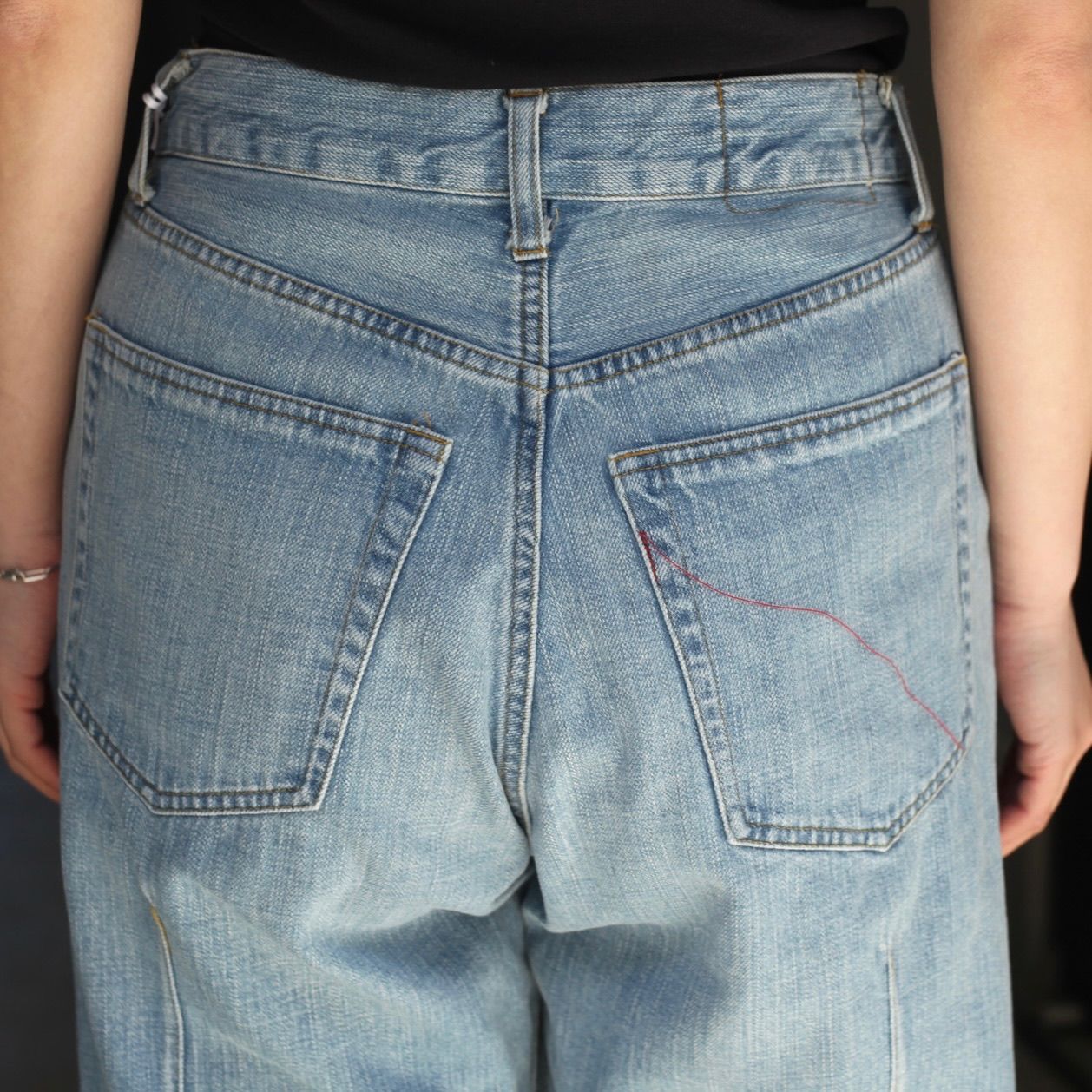 onepact イェダム ポラロイド デニム YOKE - 【残り一点】Bleached Denim Wide Straight 5P Pants
