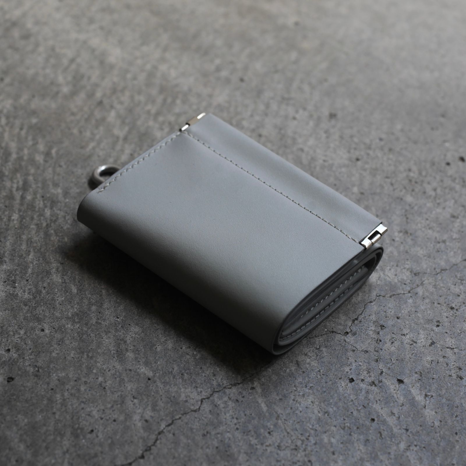 【残り一点】Shackle Trifold Wallet(DERRICK)
