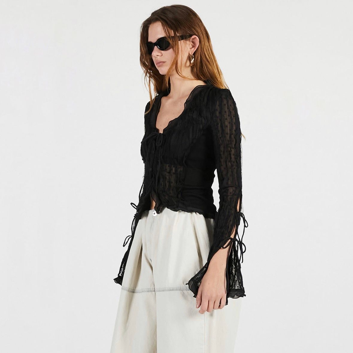 【残り一点】Sheer Dot Slim Shirt
