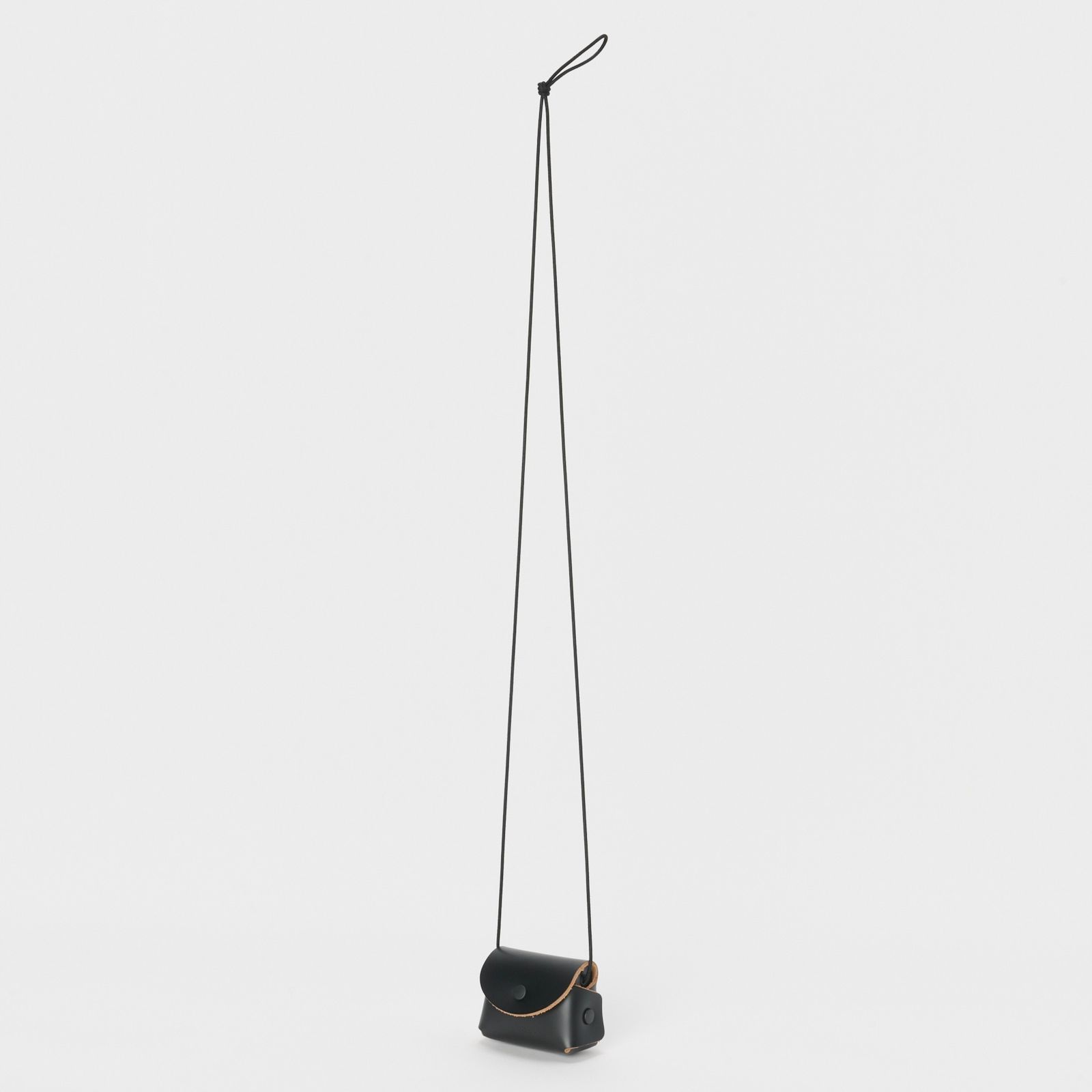 【再販売通知受付可能】Assemble Borsetta Mini(BLACK)