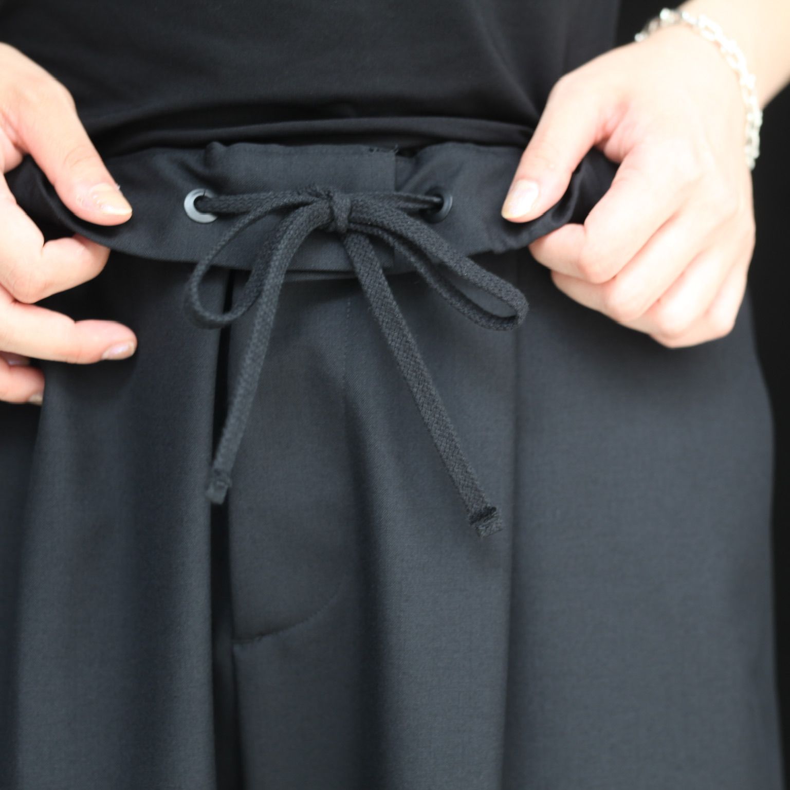 【残りわずか】Wool Tropical Tapered Easy Pants