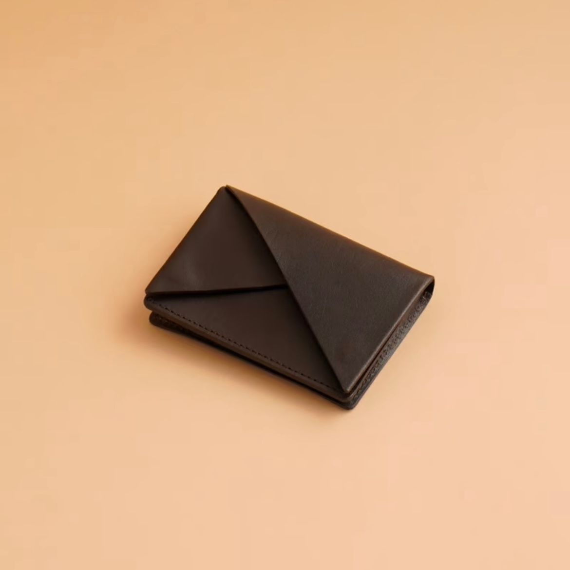 【残り一点】Slant Card Case(CLASSIC LEATHER)