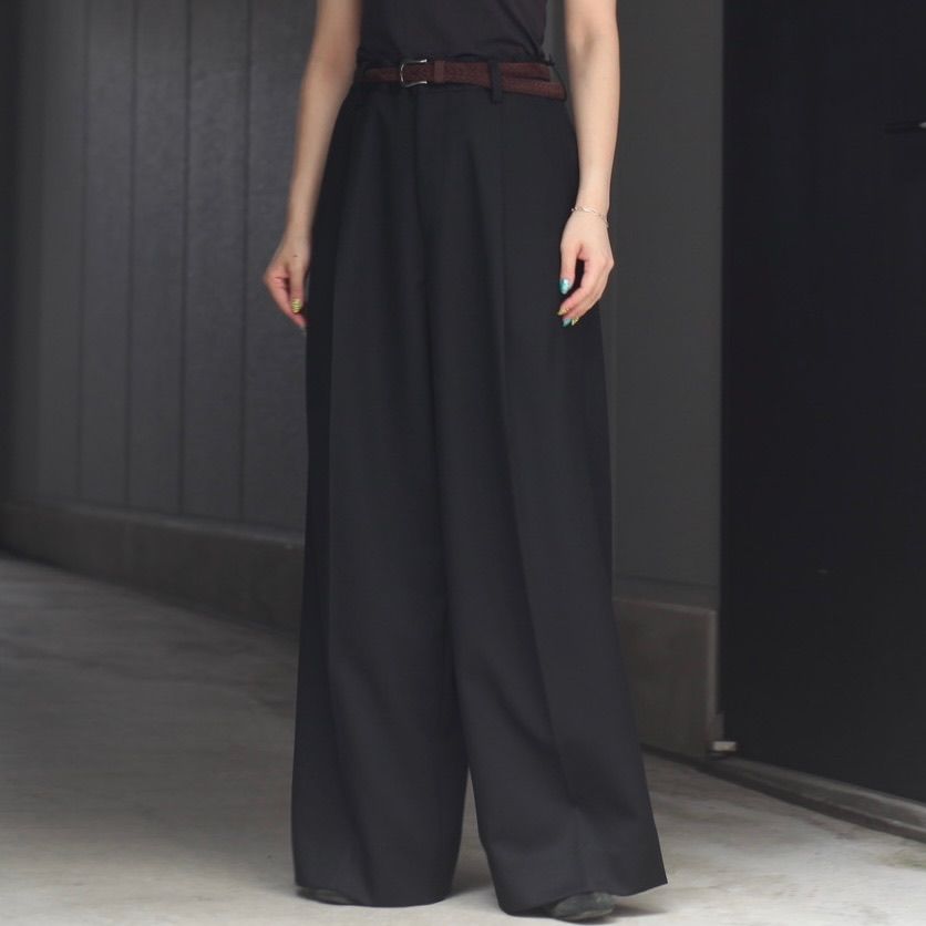 【残りわずか】Extra Wide Trousers(2/60 WOOL GABARDINE)