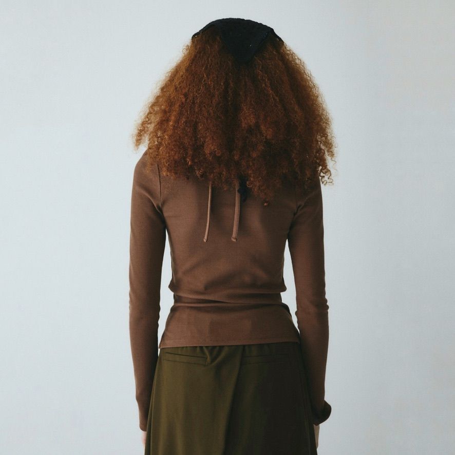 【残り一点】Wave Neck Tops