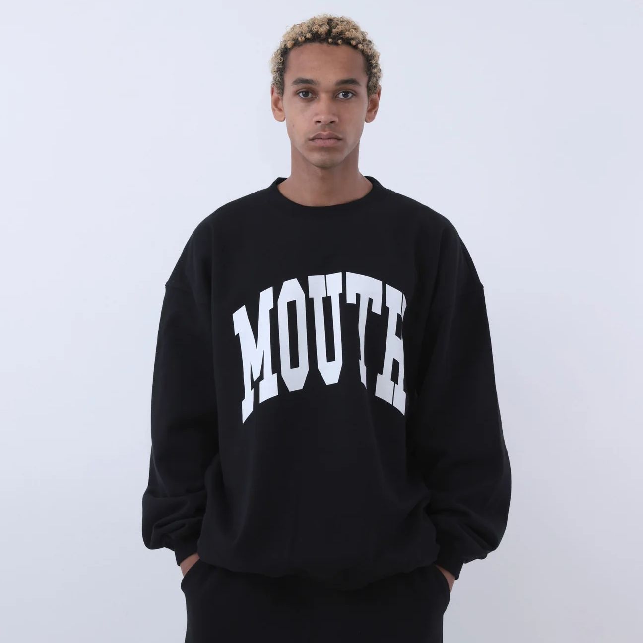 【関税込み】A.A. Spectrum グリーン Cutters スウェットシャツ ボクシーフィット プリントスウェットシャツ - グリーン | ZARA