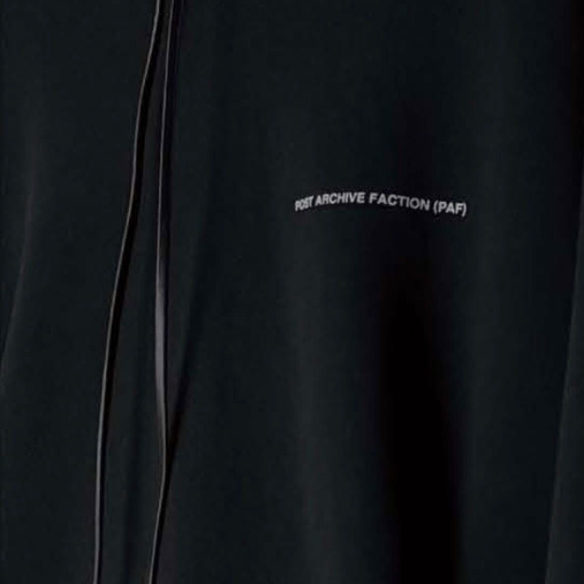 【残り一点】8.0 Hoodie Right