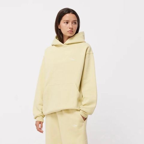 【残りわずか】Cursive Small Logo Hoodie