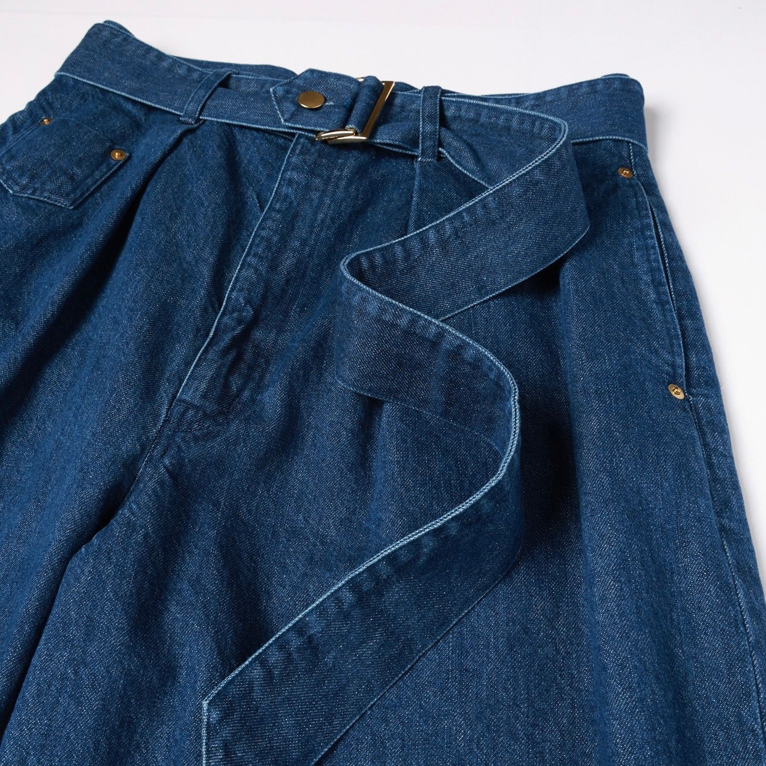 【残り一点】Barrel 1Tuck Wide Denim Pants with Long Belt