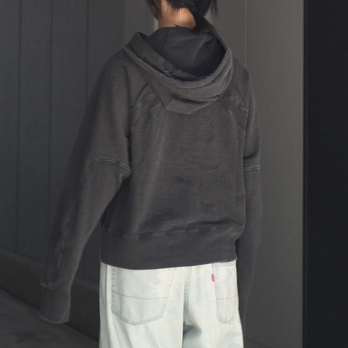 【残りわずか】Panelled Zip Up Hoodie