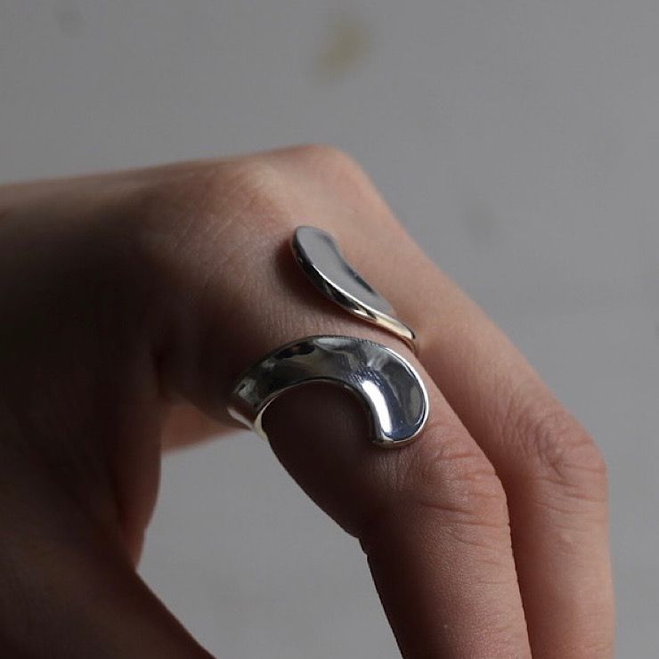 【残り一点】Modernism Ring(WHITE)