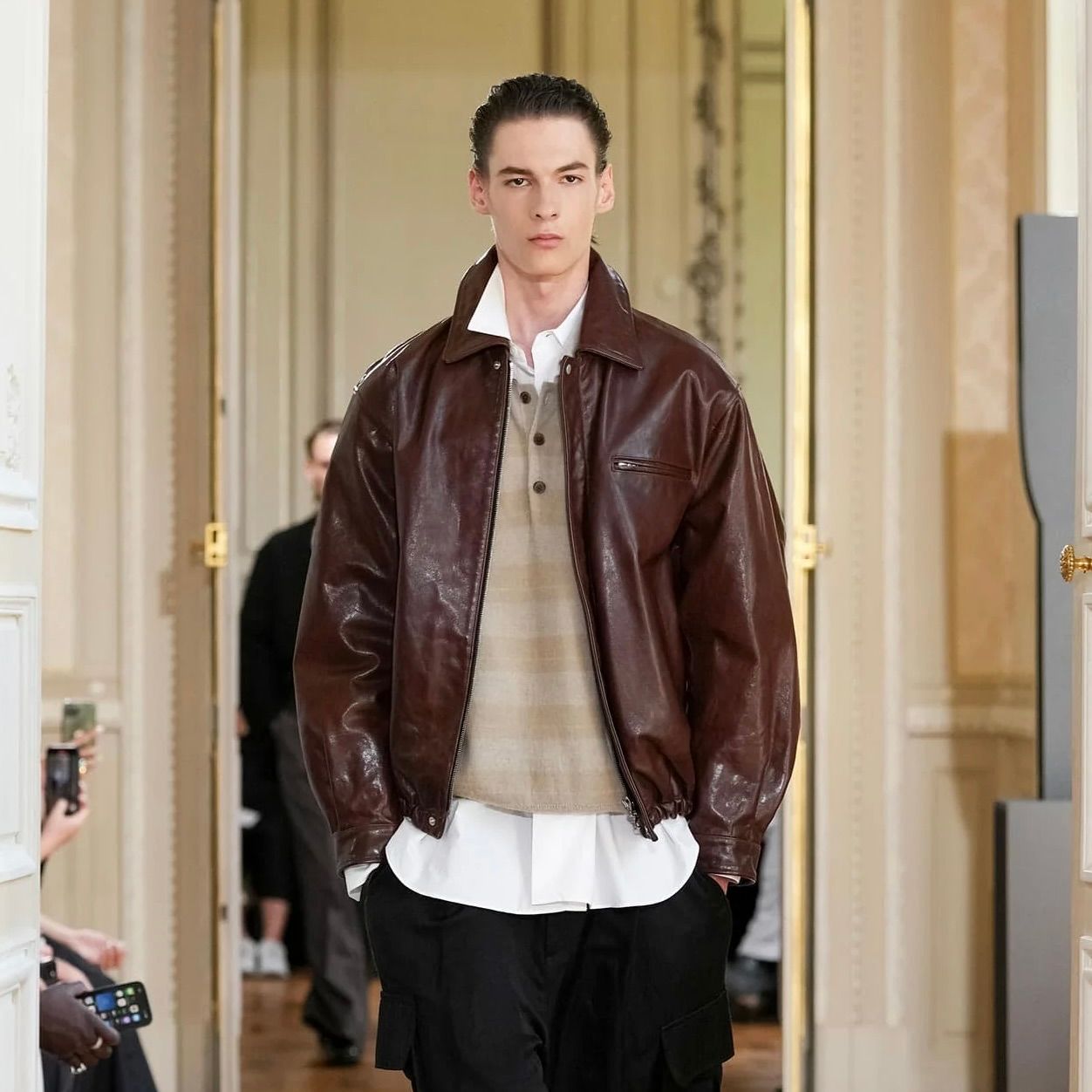 【残りわずか】Suvin Cotton Oversized Regular Collar Shirt