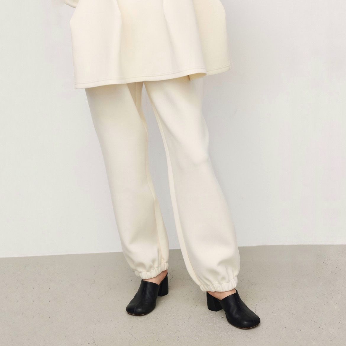 HeRIN.CYE - 【残り一点】Feels Tuck Pants | ACRMTSM ONLINE STORE