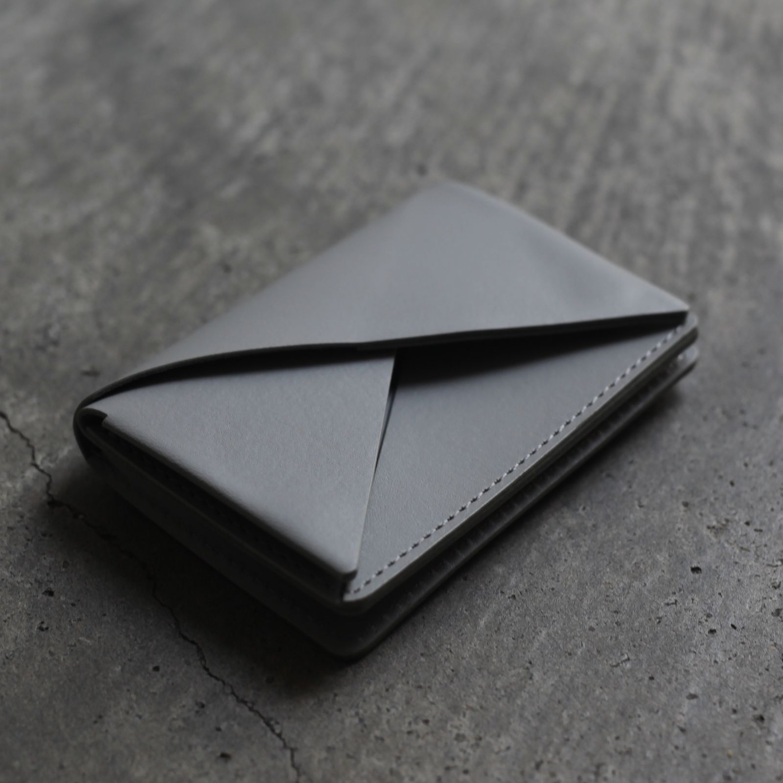 【残り一点】Slant Card Case