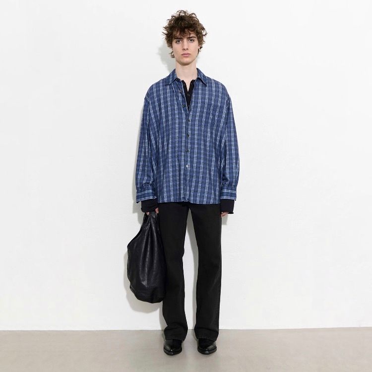 【残り一点】Borrowed Shirt