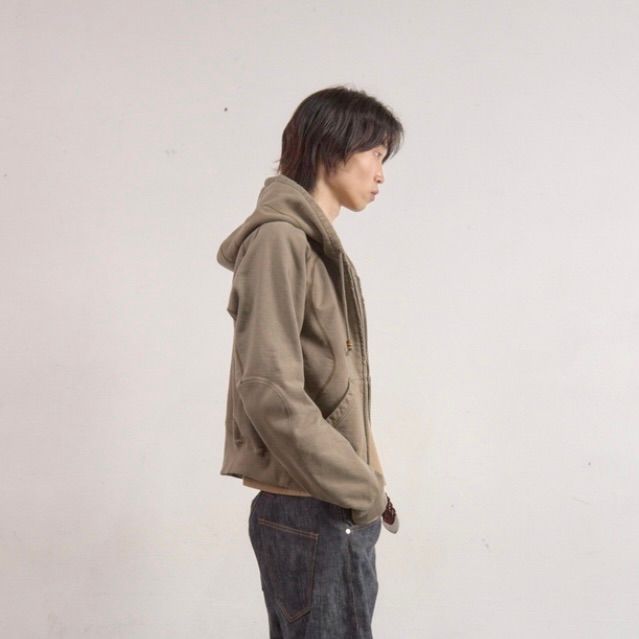 【残りわずか】Paneled Zip Up Hoodie