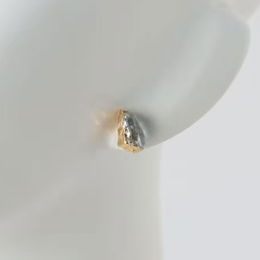 【お取り寄せ注文可能】Rough Stone Aquamarine Earrings(両耳用）