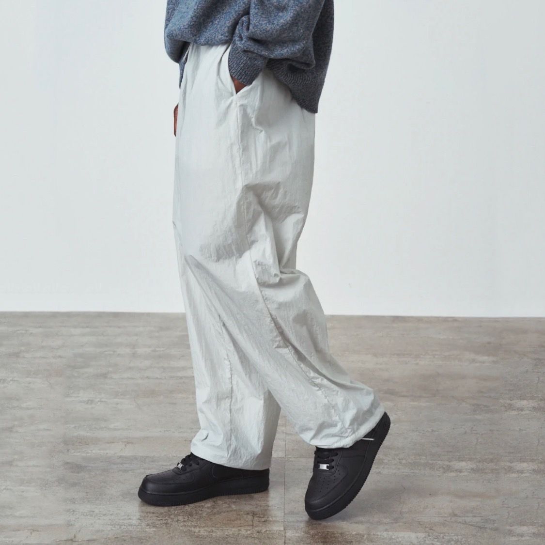 購入したのは8月ですねATON  HAND DYED NYLON | OVER PANTS