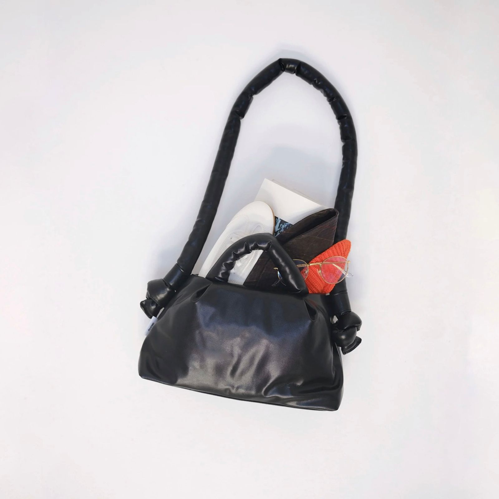 OLEND（オレンド） 【グレー】１回使用のみ 公式】ÖLEND オレンド Micro Ona Soft Bag バッグ Coral – CHELSEA