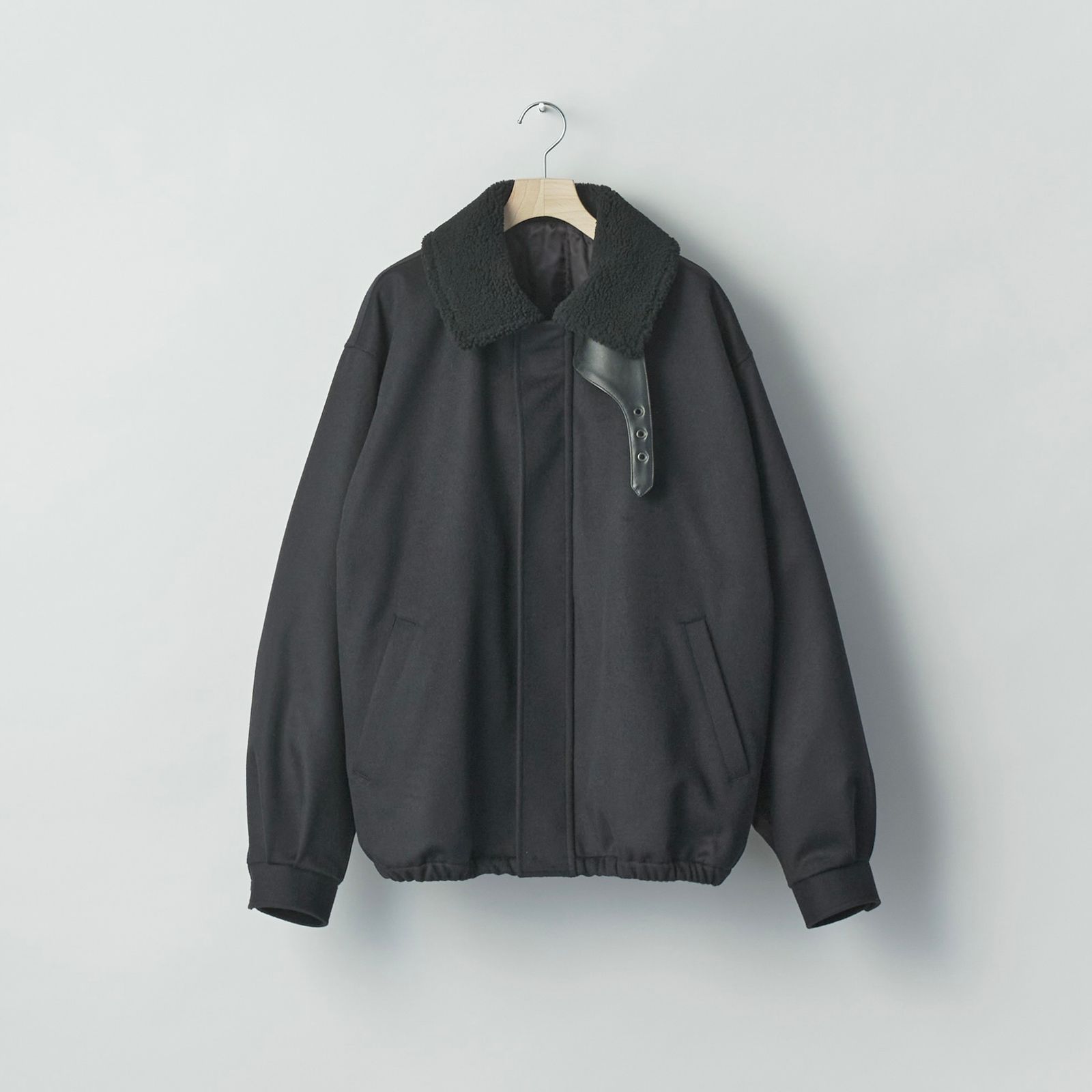 【残りわずか】Mouton Collar Wool Cashmere Padded Jacket
