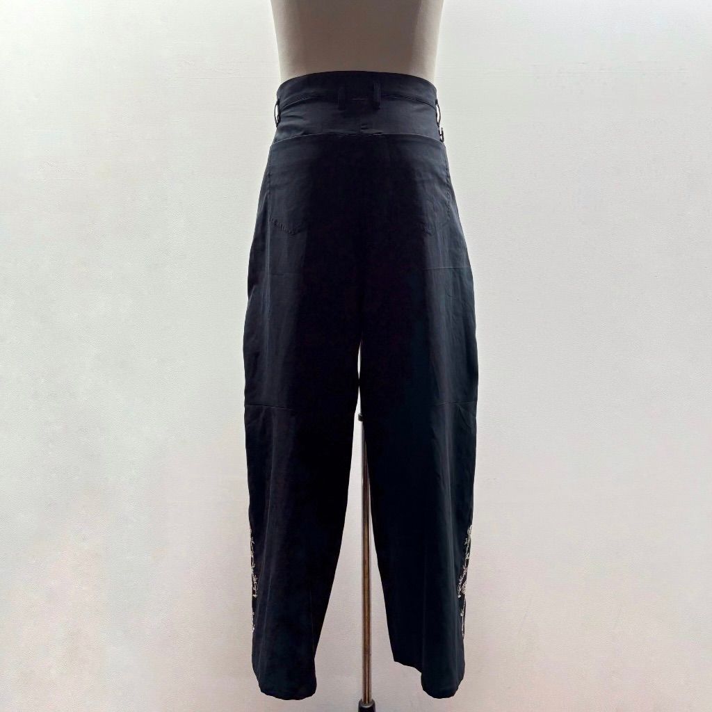 【残り一点】Hi Baggy With Embroidery