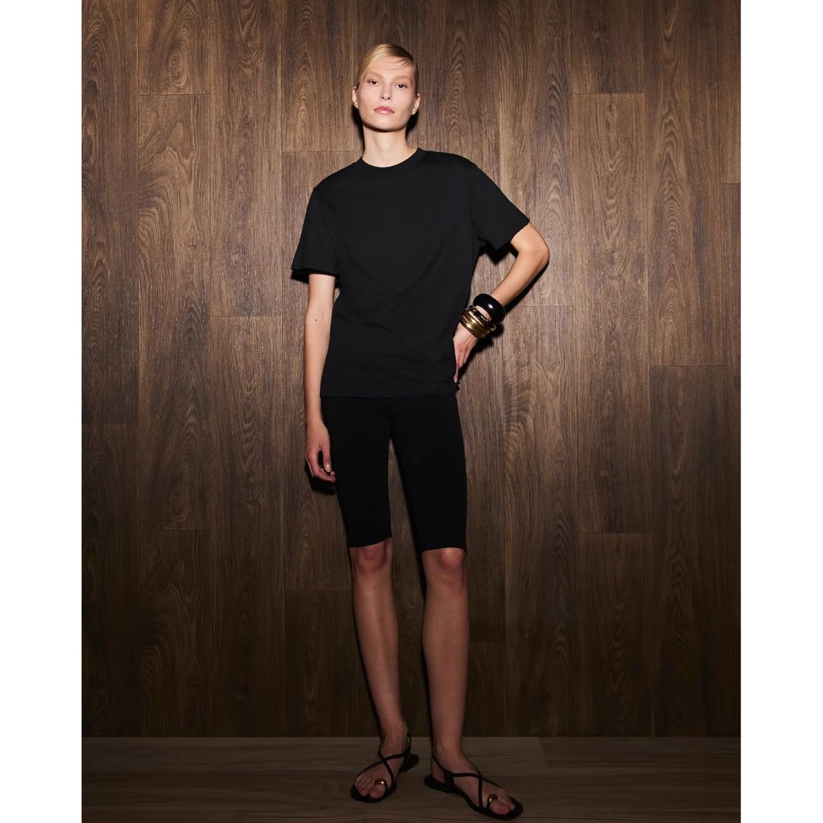 【残りわずか】Standard Tee