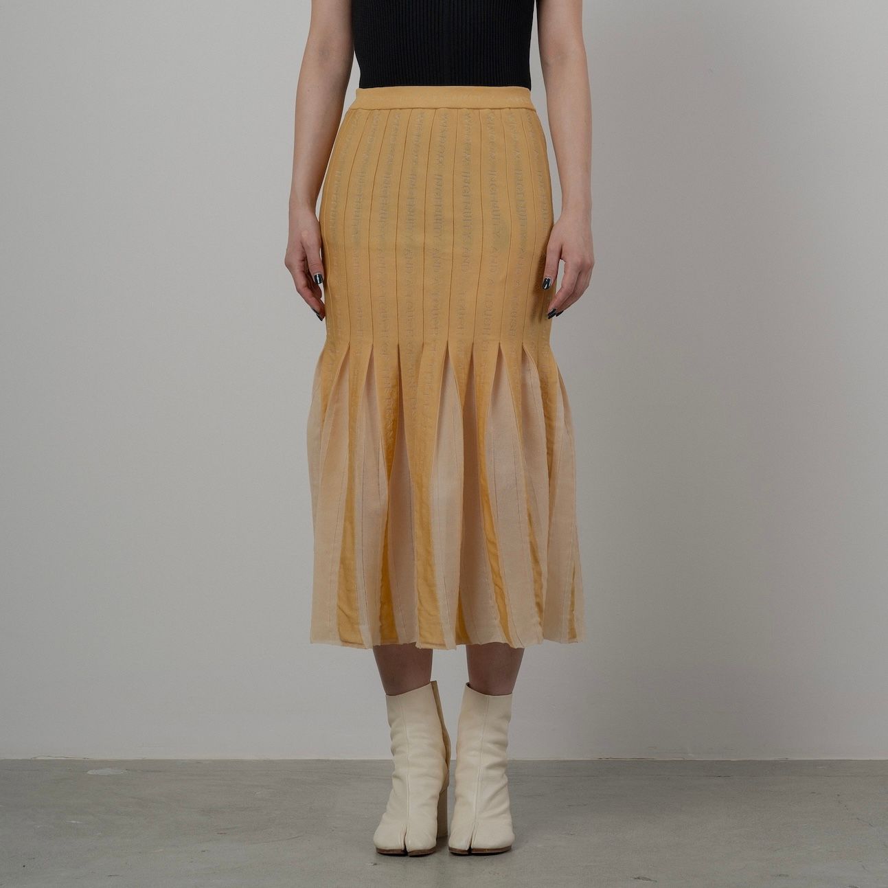 【残り一点】Emblem Pleats Knitted Skirt