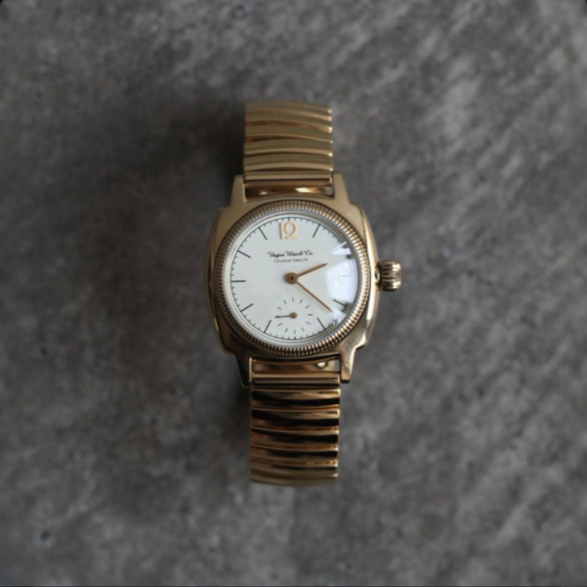 【残り一点】Coussin 12 Extension(WOMEN/文字盤28mm)