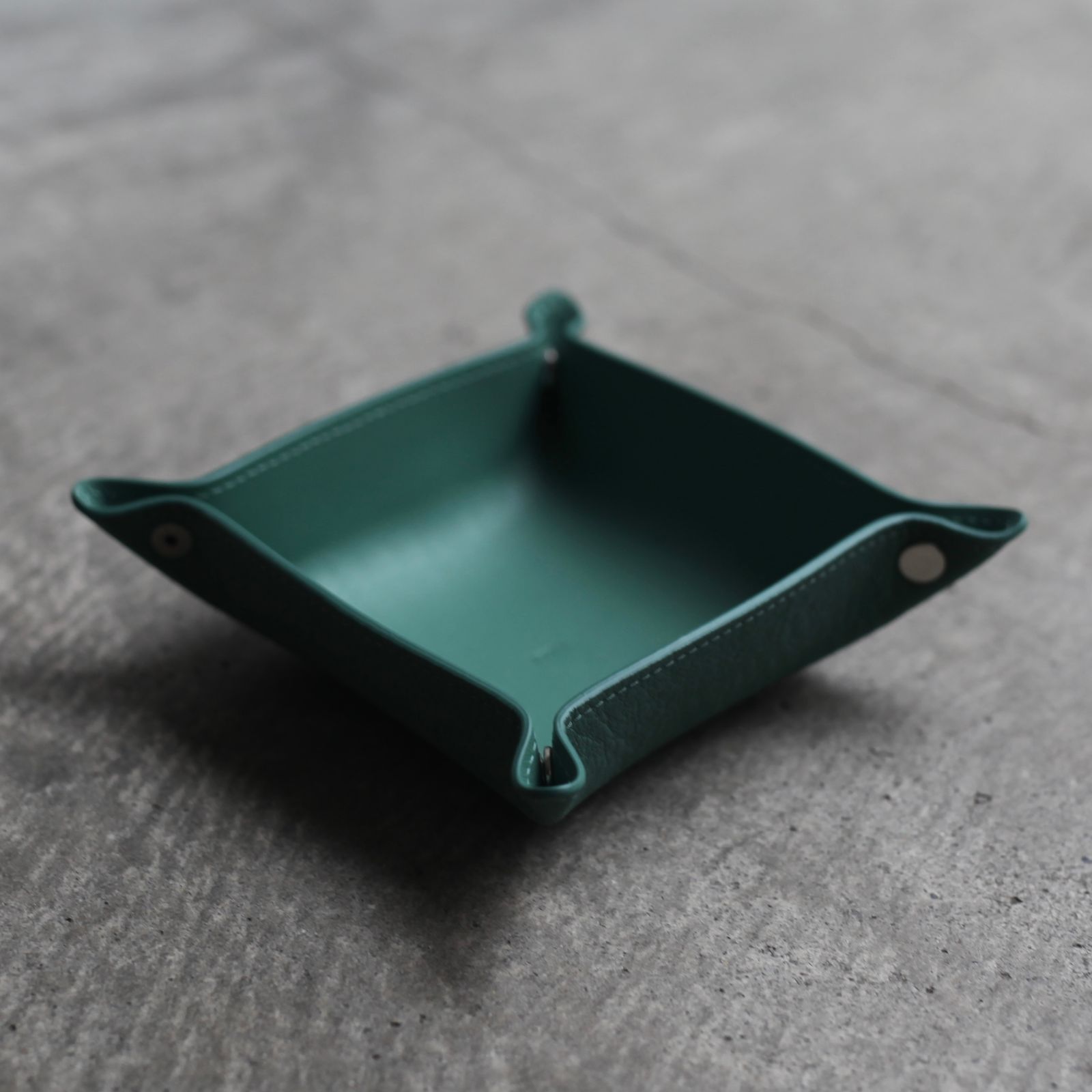 【残り一点】Herrie Portable Tray(DIPLO SKY)