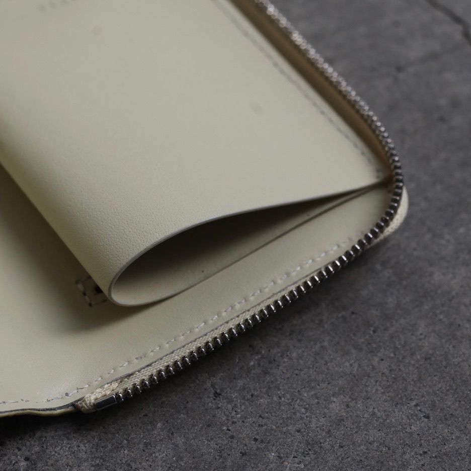 【残り一点】Cristy Slim Compact WLT(SHIRO)