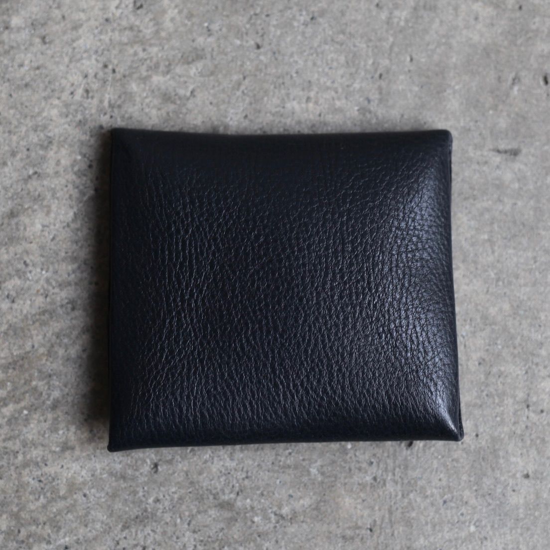 IL BISONTE 本革 コインパース 黒 IL BISONTE - 【再販売通知受付可能】コインパース | ACRMTSM