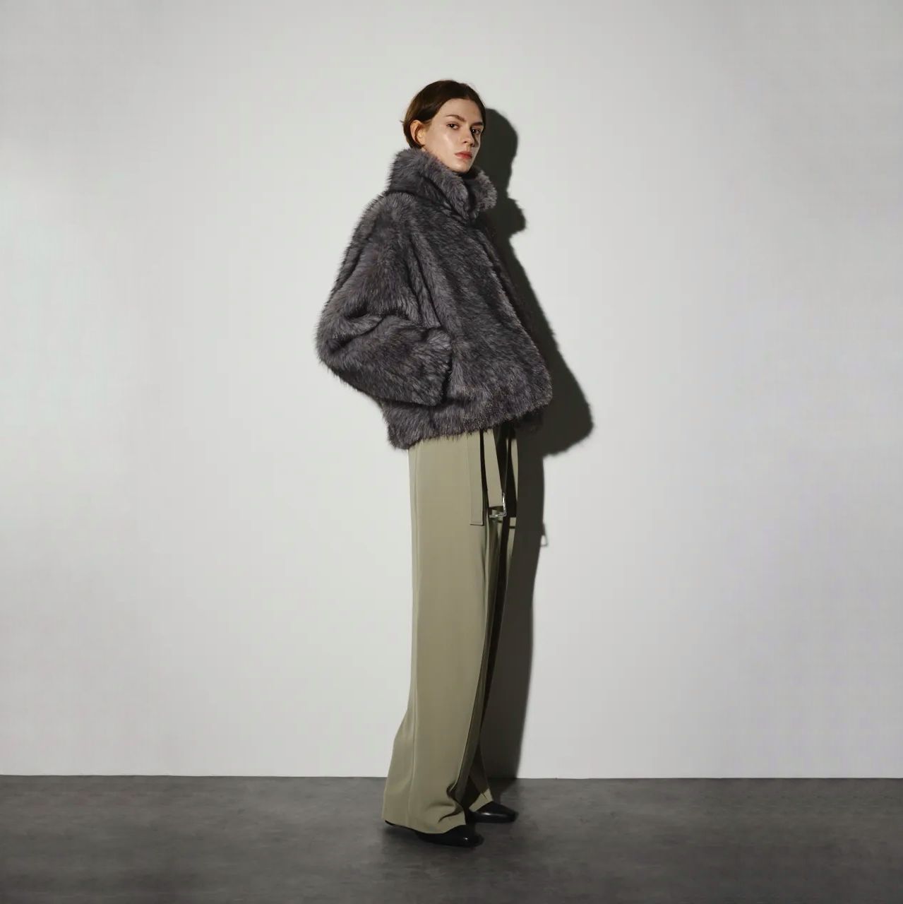 【残り一点】High Collar Faux Fur Jacket