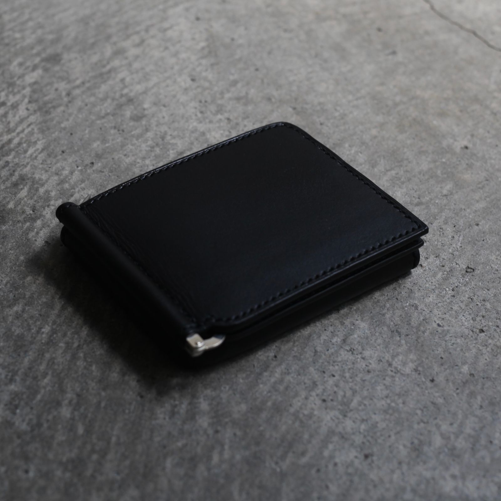ARC - MOLDED MONEY CLIP WALLET / BLACK | ED ROBERT JUDSON