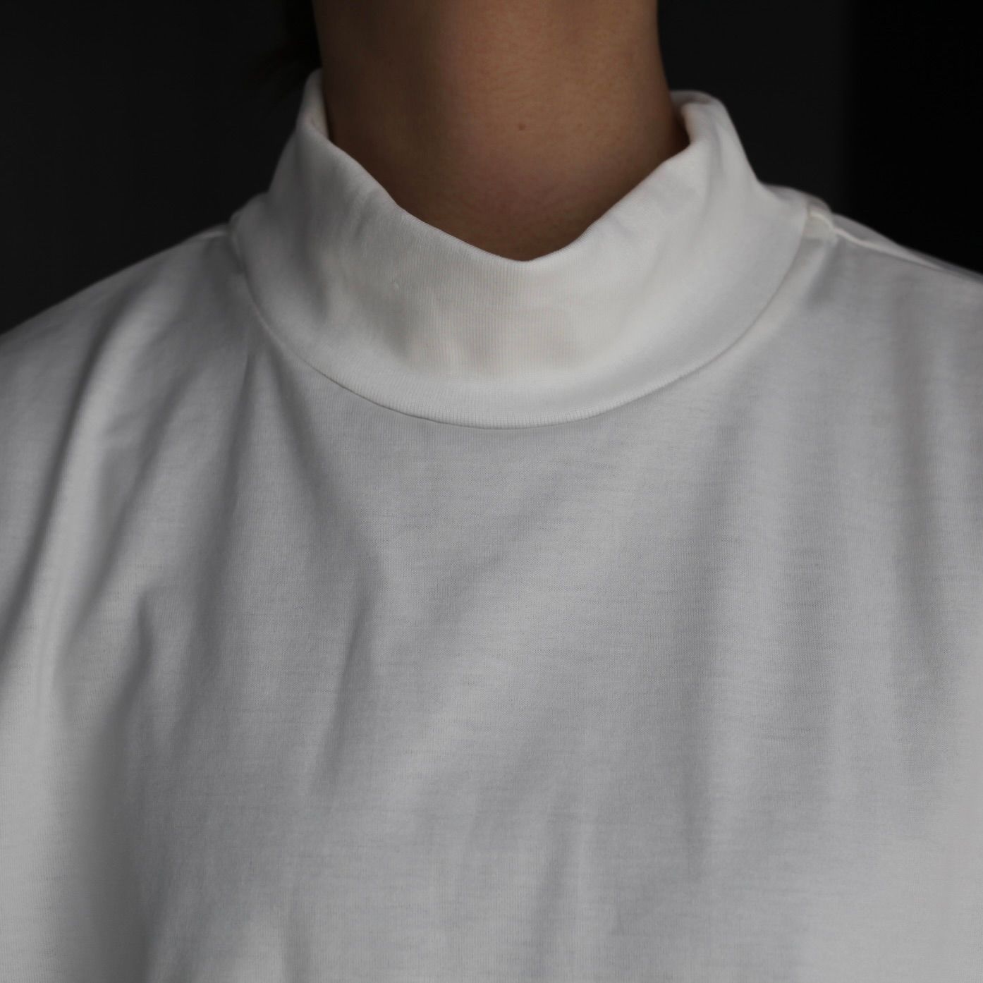 【残り一点】MBLハイネックTee