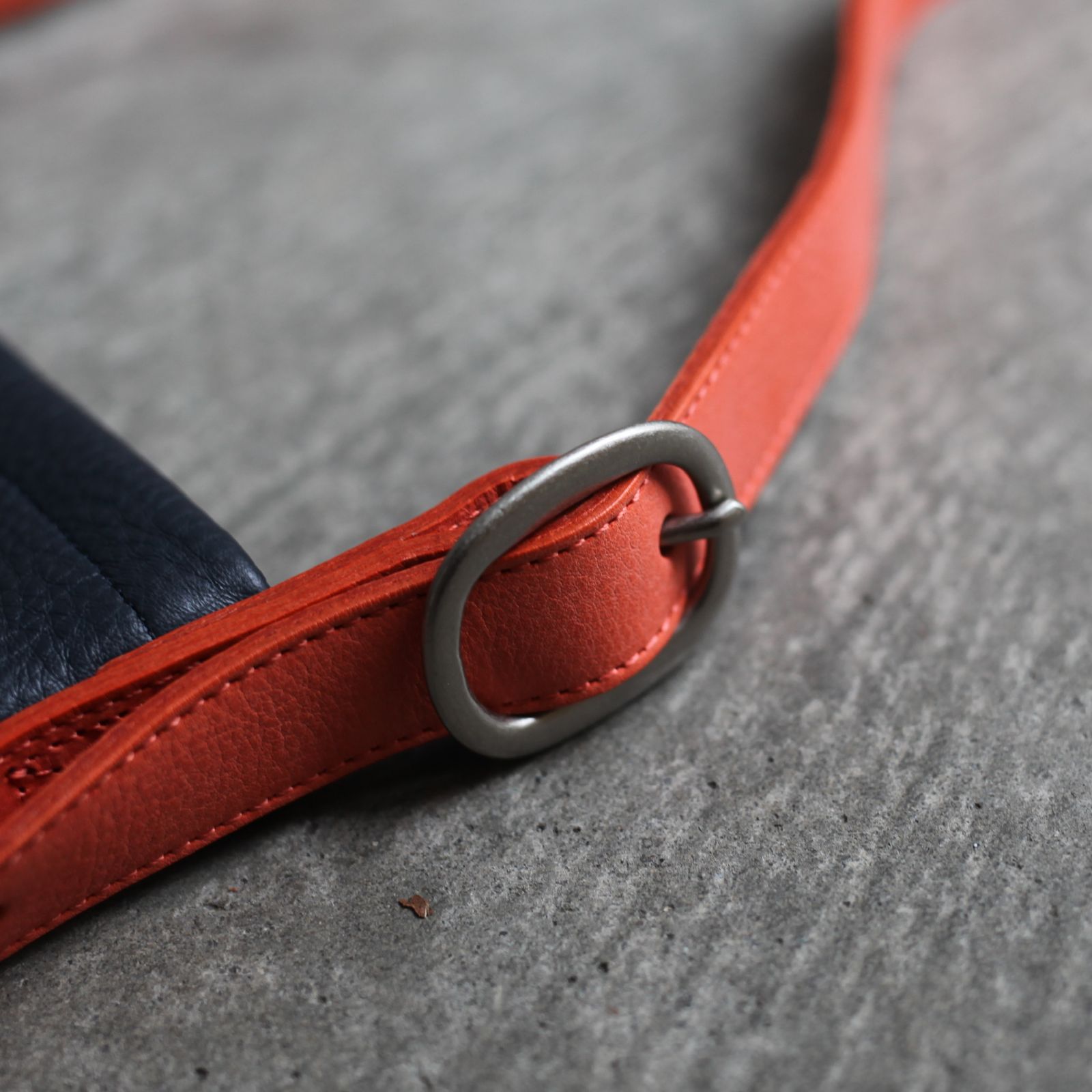 【残りわずか】One Side Belt Bag Small(NAVY)
