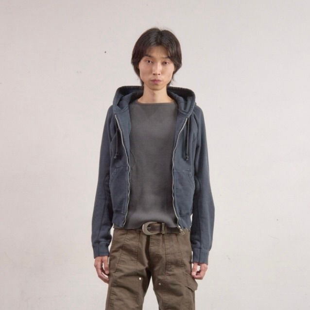 【残りわずか】Panelled Ribbed Long Sleeve T-shirt