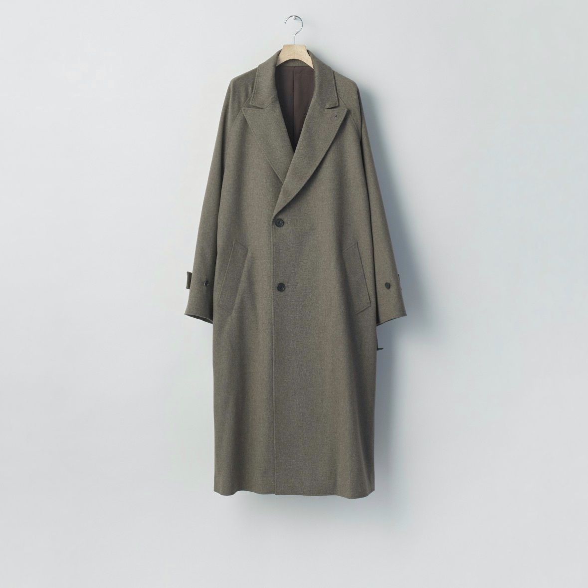 【残り一点】Wool Doeskin Oversized Peak Lapel Chester Coat