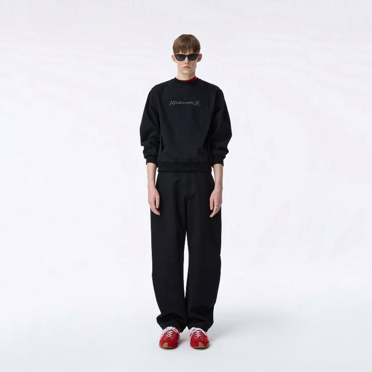 【残り一点】Titan Sweatshirt Product. 45