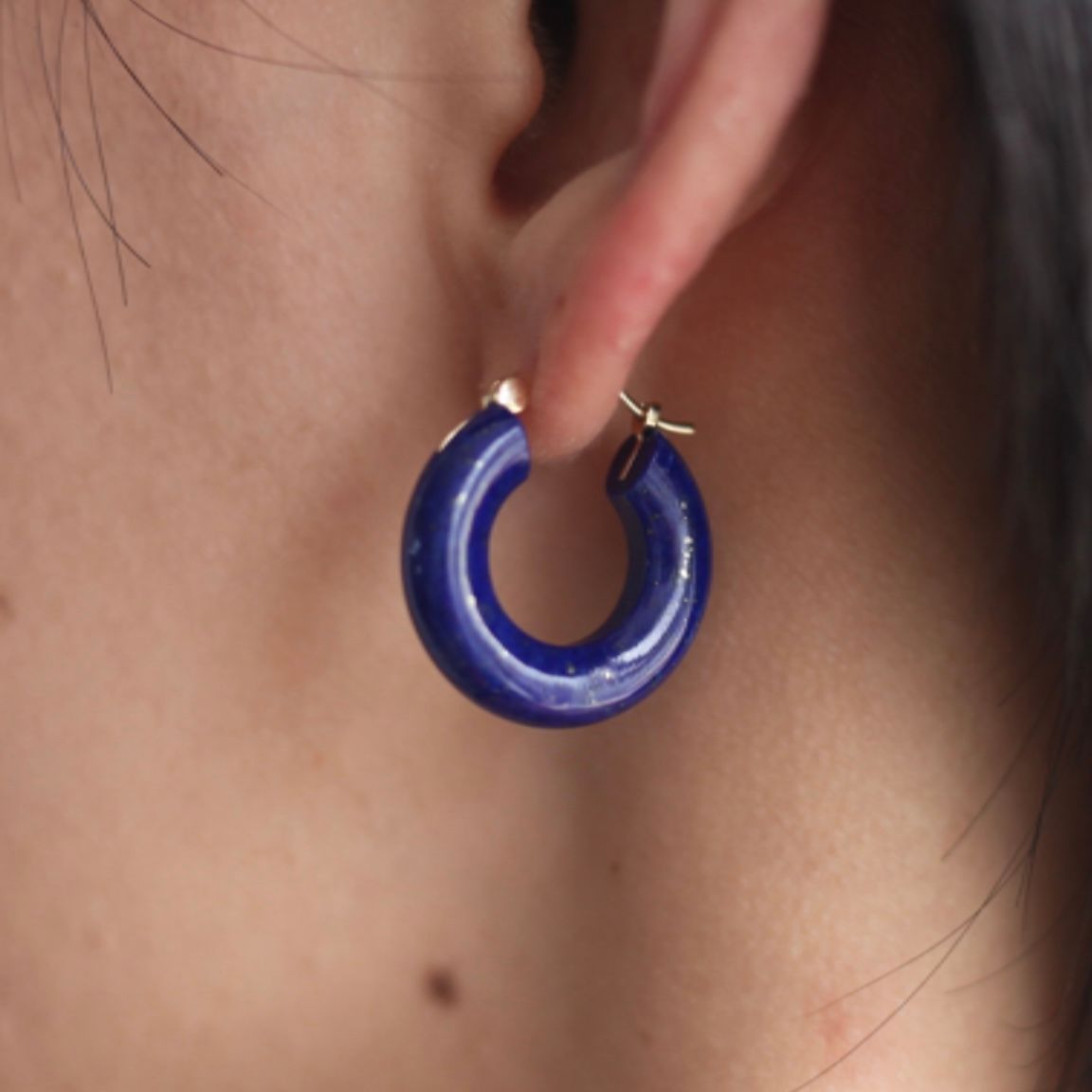 【お取り寄せ注文可能】Stone Hoop Lapis-Lazuri(両耳用）